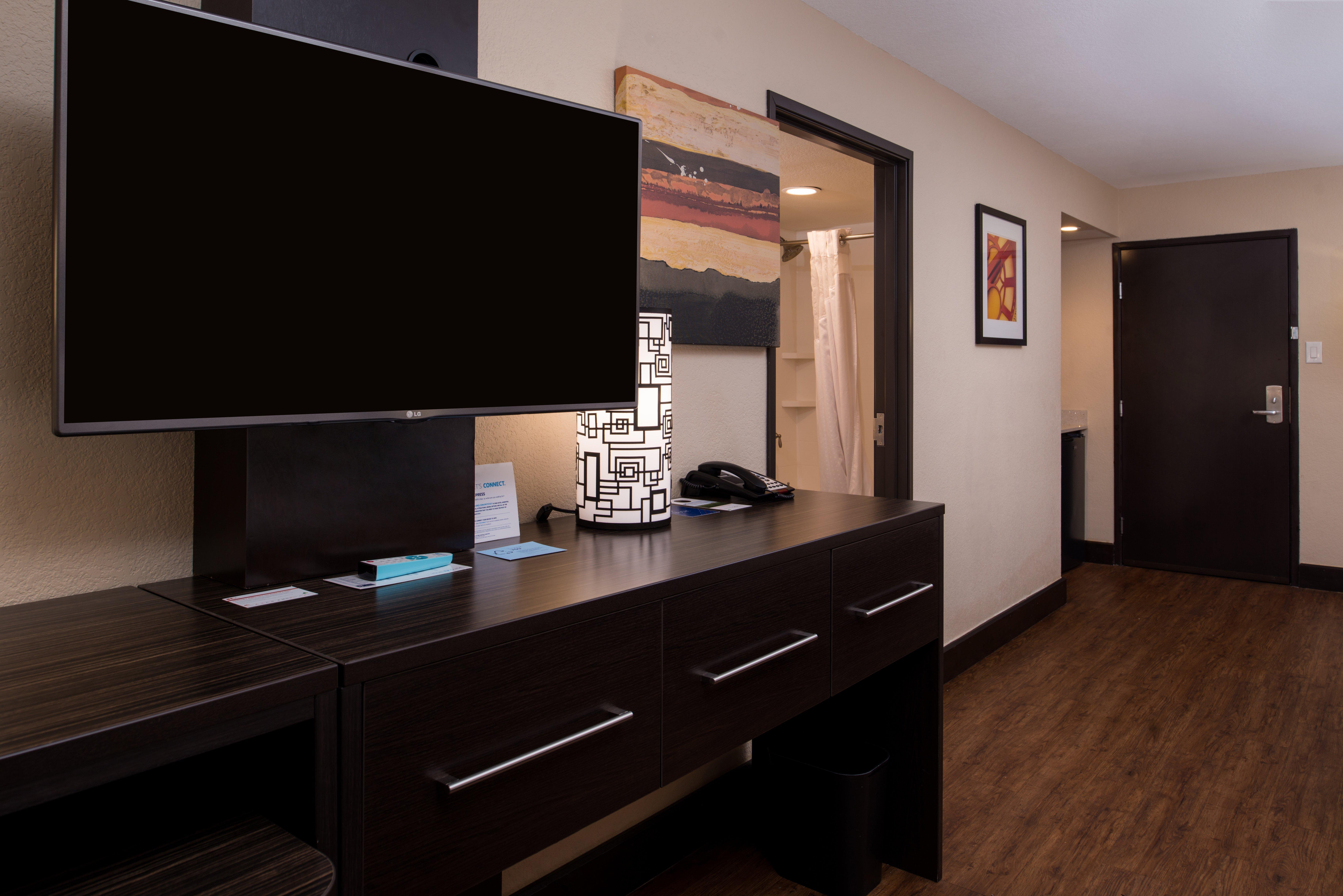 Holiday Inn Express & Suites San Antonio Medical - Six Flags By Ihg Exterior foto