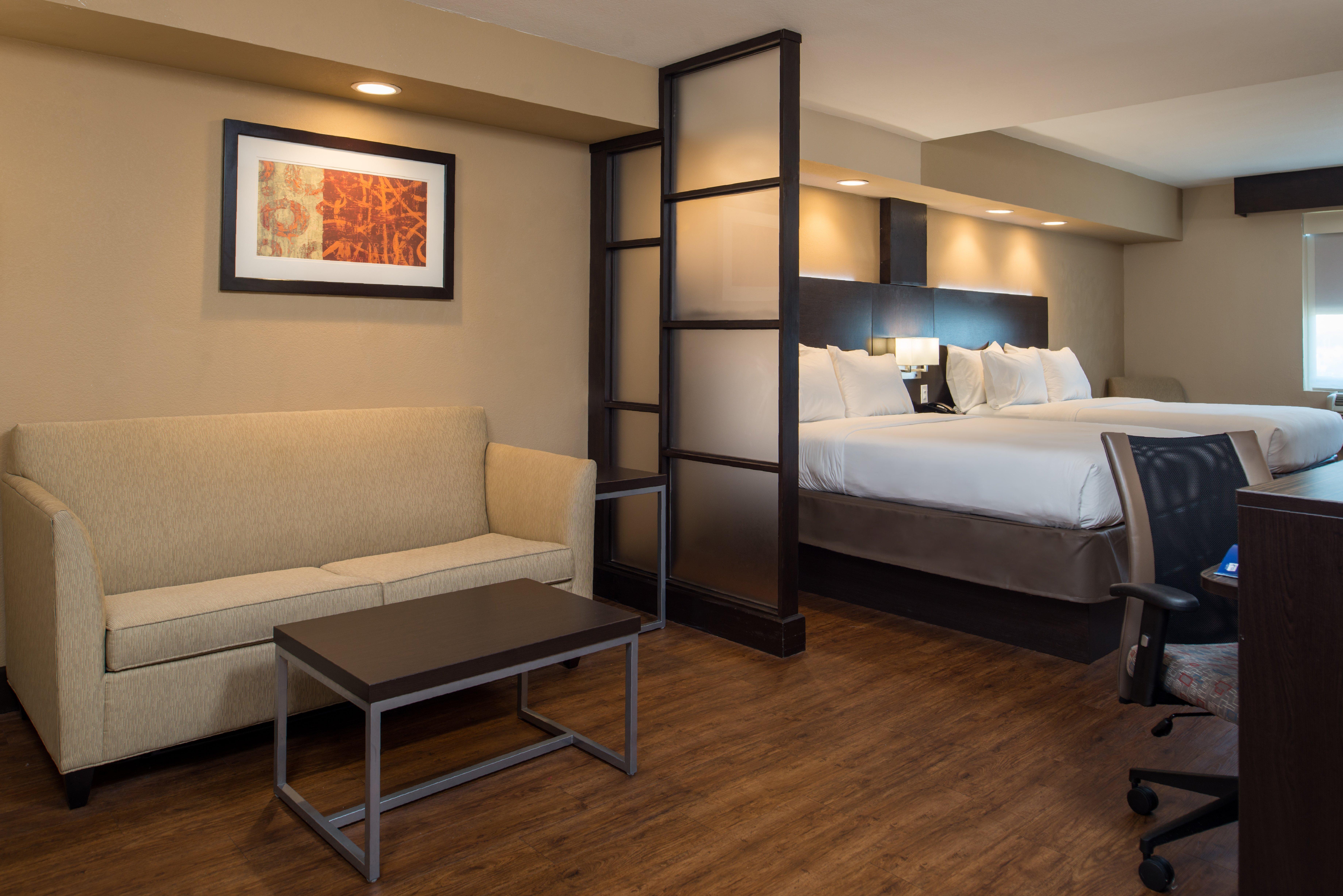 Holiday Inn Express & Suites San Antonio Medical - Six Flags By Ihg Exterior foto