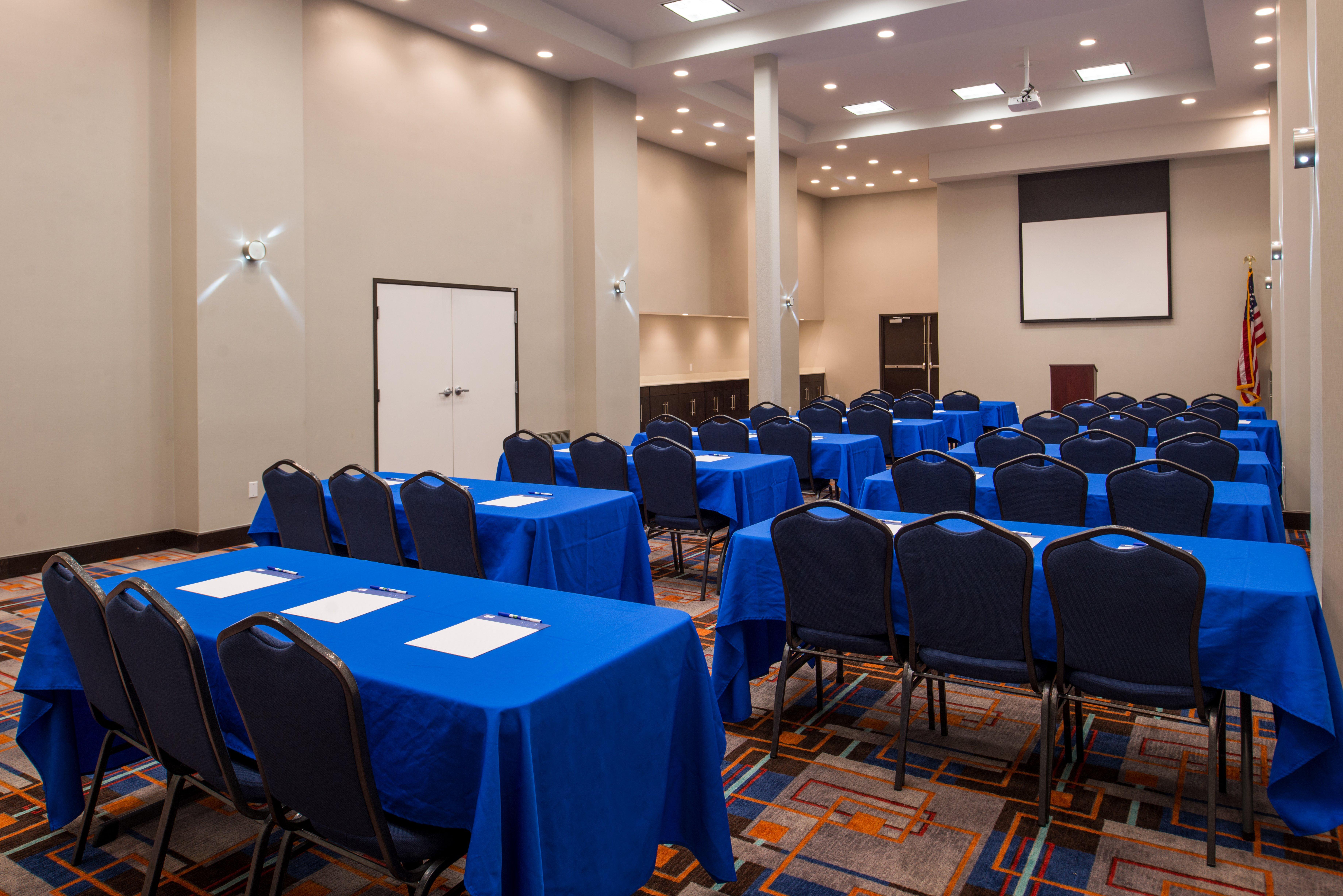 Holiday Inn Express & Suites San Antonio Medical - Six Flags By Ihg Exterior foto